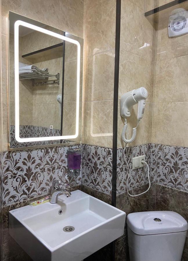 Hotel Sonata Batumi Eksteriør billede
