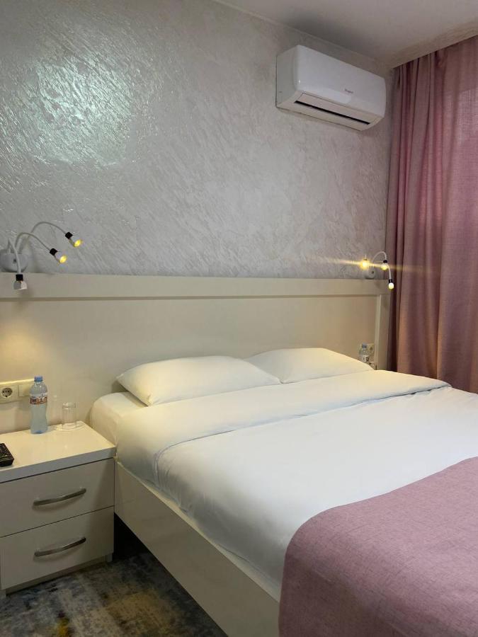 Hotel Sonata Batumi Eksteriør billede
