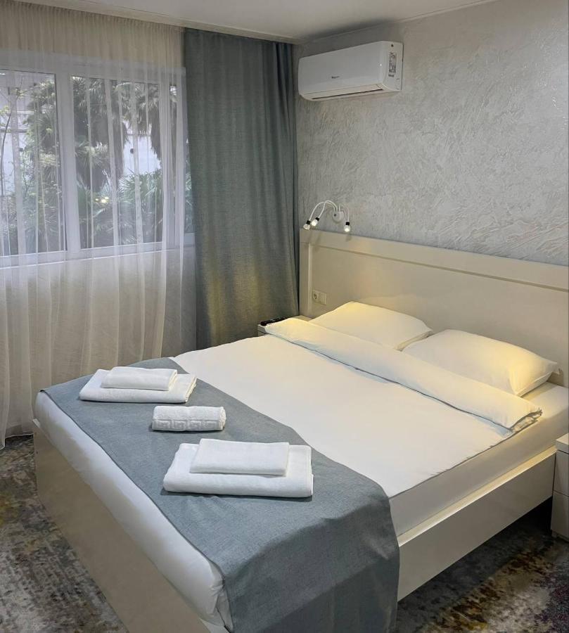Hotel Sonata Batumi Eksteriør billede